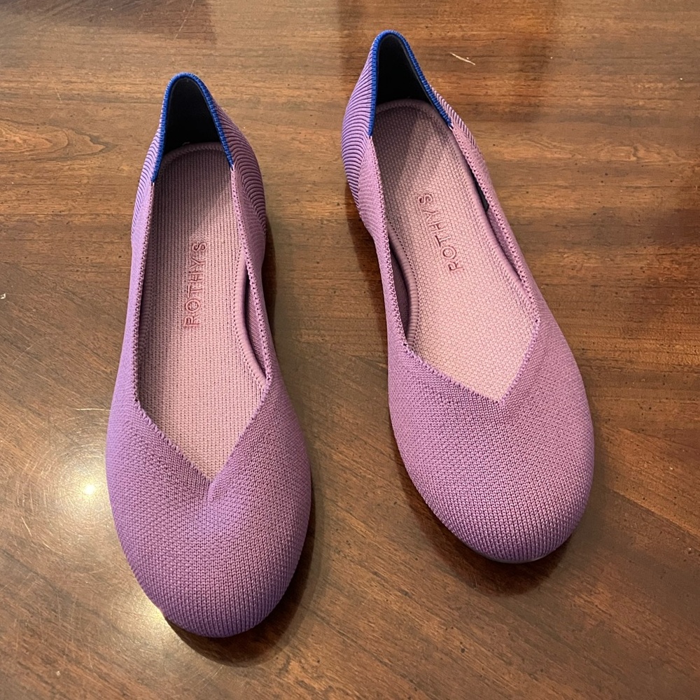 Rothy’s Size 7 Flats - Beautyberry. Never worn.
